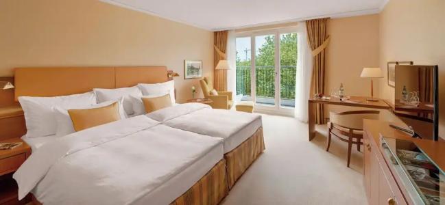 Grand Elysee Hamburg - 45