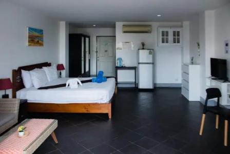 Deng's kamala beach Guesthouse - 29