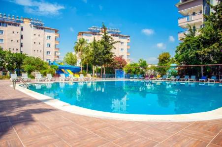 Quattro Beach Spa & Resort - 6