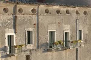 Palazzo Verone, Scala