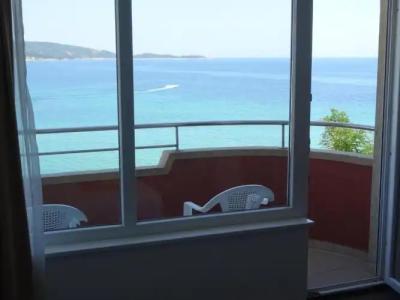 Dobrevi Guest House - 82