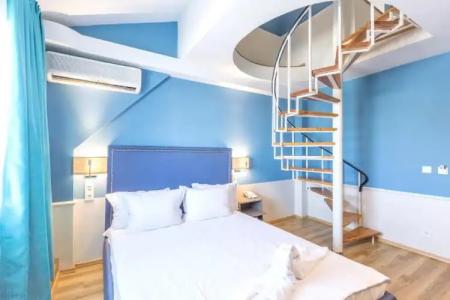 BSA Boulevard Boutique - 24