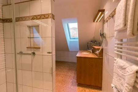 & Gaststätte zum Erdinger Weißbräu - 5