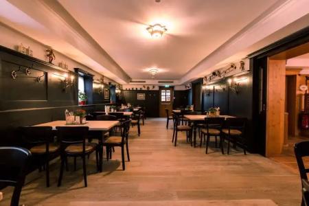 & Gaststätte zum Erdinger Weißbräu - 15