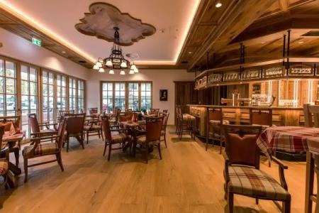 & Gaststätte zum Erdinger Weißbräu - 13