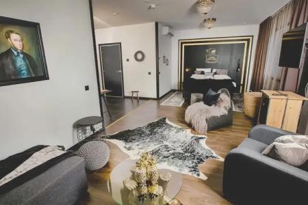 Boutique Mustaparta - 9