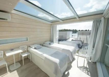 Seaside Glass Villas - 53