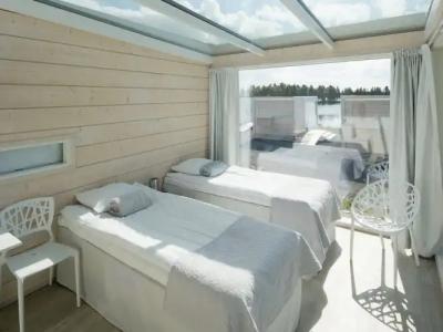 Seaside Glass Villas - 51