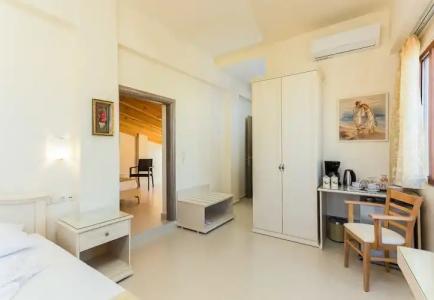 Polyxenia Suites - 50