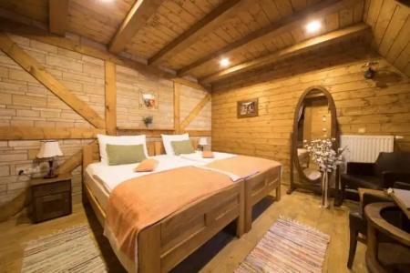 Ethno Plitvice Lakes Deluxe - 37
