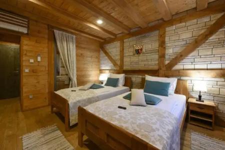 Ethno Plitvice Lakes Deluxe - 35