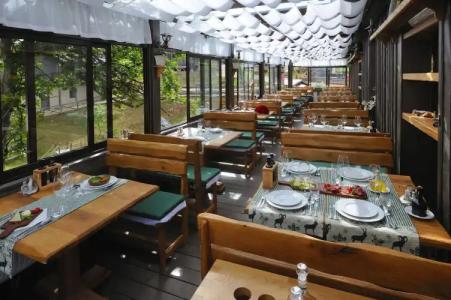 Ethno Plitvice Lakes Deluxe - 16