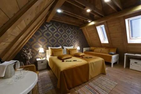 Ethno Plitvice Lakes Deluxe - 40