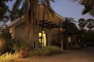 Lopburi Palm Resort, Lopburi City