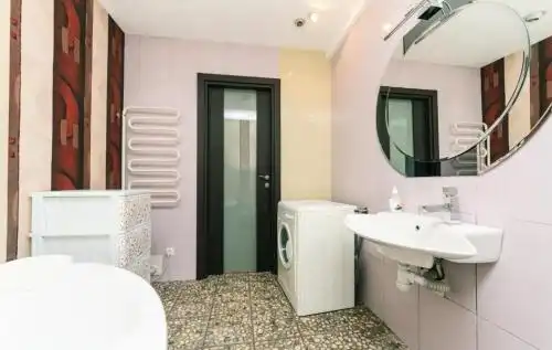 Apartments on Darnitsa - 24