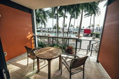 The Perry & Marina - 108