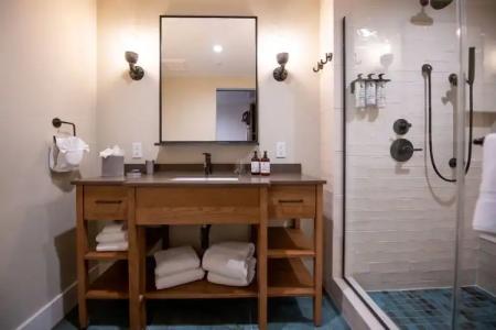 The Perry & Marina - 3