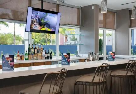 SpringHill Suites Miami - 19