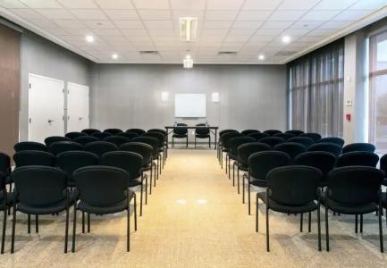 SpringHill Suites Miami - 12