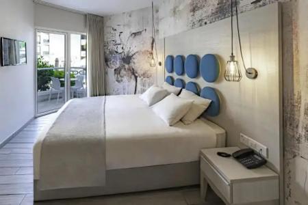 Vangelis & Suites - 7