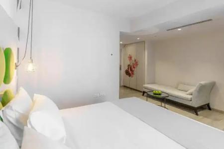 Vangelis & Suites - 48