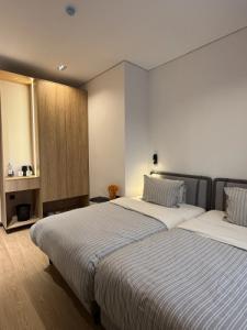 Mosh Mosh Boutique - 68