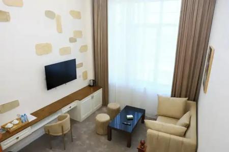 Ketrin Restaurant - 85