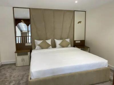 Ketrin Restaurant - 18