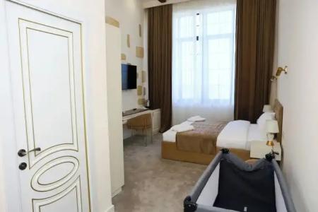 Ketrin Restaurant - 35