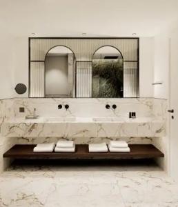 Eagles Palace - Small Luxurys of the World - 52