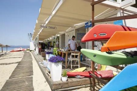 Eagles Palace - Small Luxurys of the World - 28