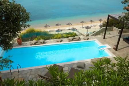 Eagles Palace - Small Luxurys of the World - 109