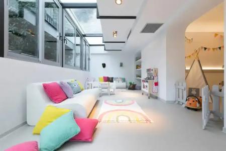 Eagles Palace - Small Luxurys of the World - 16