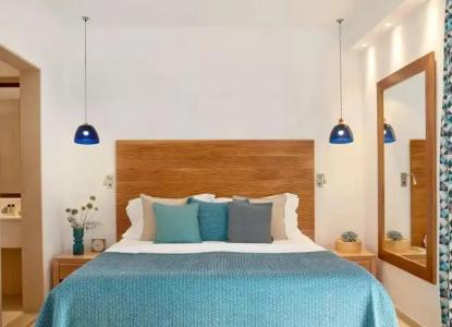 Eagles Palace - Small Luxurys of the World - 77