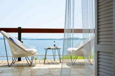 Eagles Palace - Small Luxurys of the World - 100