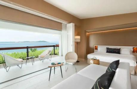 Eagles Palace - Small Luxurys of the World - 6