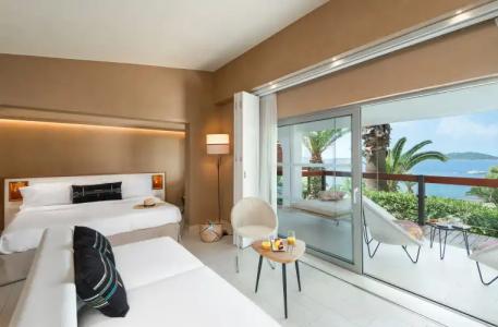 Eagles Palace - Small Luxurys of the World - 1