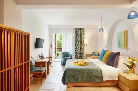 Eagles Palace - Small Luxurys of the World - 44