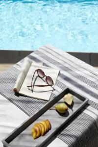 Eagles Palace - Small Luxurys of the World - 65