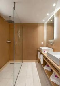 Eagles Palace - Small Luxurys of the World - 95