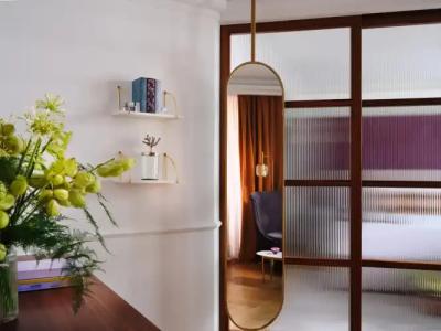 The Excelsior Small Luxurys of the World - 45