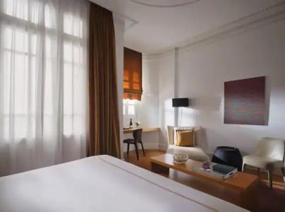 The Excelsior Small Luxurys of the World - 42