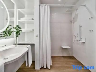 Indigo WARSAW - NOWY SWIAT by IHG - 62