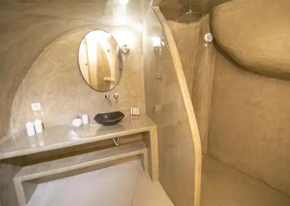 Elysian Santorini - 88