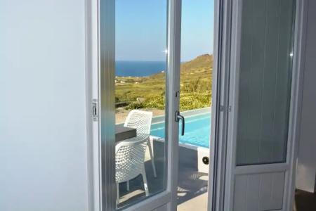 Elysian Santorini - 5