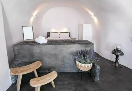 Elysian Santorini - 94