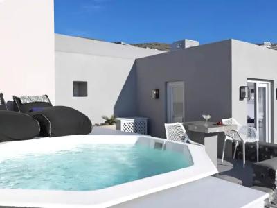 Elysian Santorini - 49