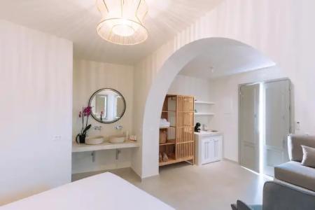 Elysian Santorini - 27