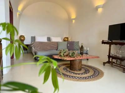 Elysian Santorini - 118