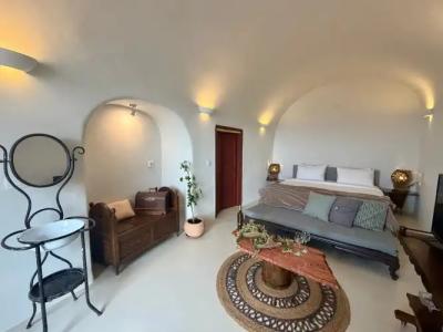 Elysian Santorini - 116